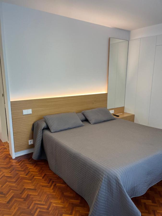 Hostal Charo II Сантьяго-де-Компостела Экстерьер фото